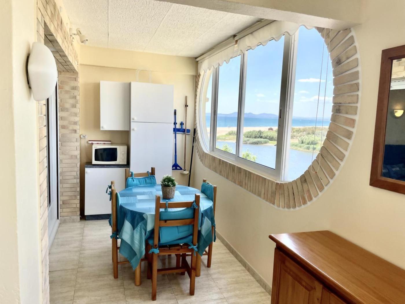 33Apartamento Soleado De Dos Habitaciones Empuriabrava Esterno foto